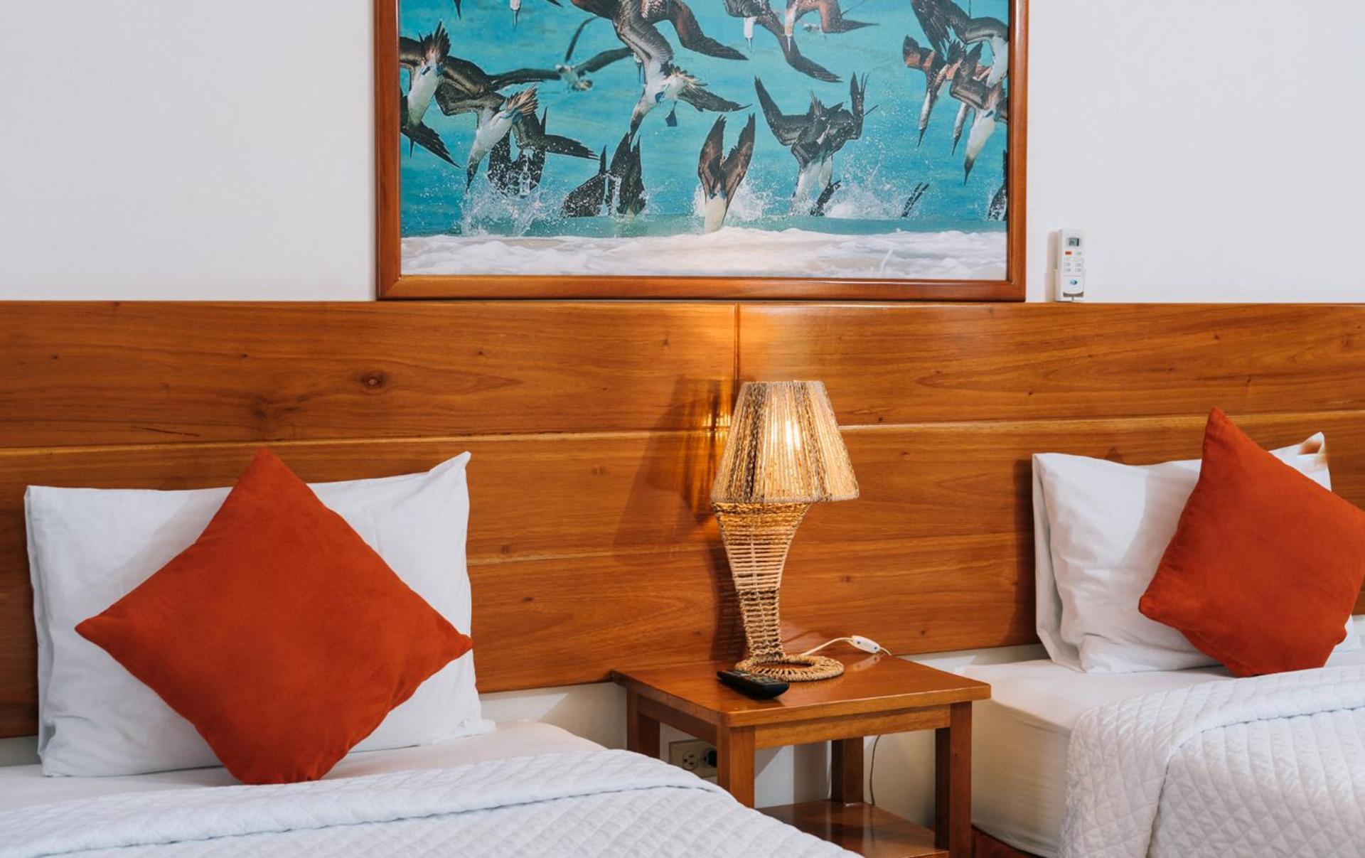 El Descanso Del Guia Puerto Ayora  Esterno foto
