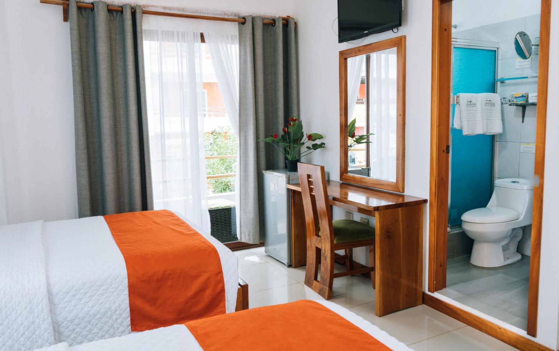 El Descanso Del Guia Puerto Ayora  Esterno foto