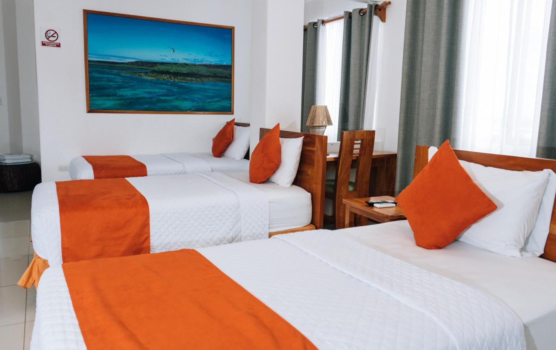 El Descanso Del Guia Puerto Ayora  Esterno foto